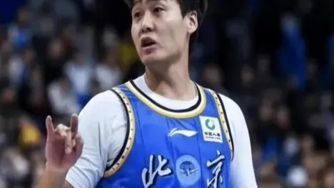 大乐透期号专家推荐：麦德林福塔雷对决质合分析